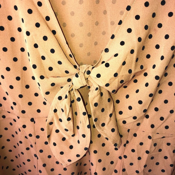 NWT Forever 21 Polka Dot Bell Sleeve Top - Picture 5 of 6